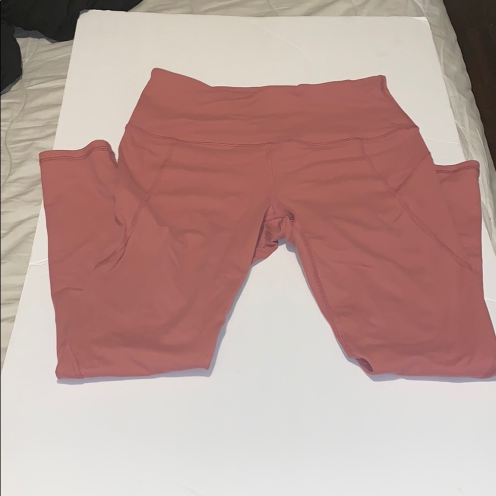 Women’s cropped high waist leggings